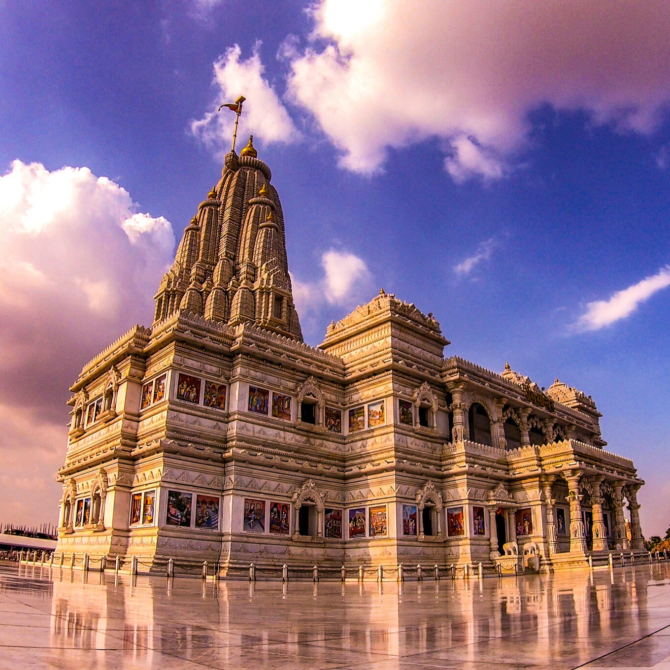 Prеm Mandir 1 scaled 1